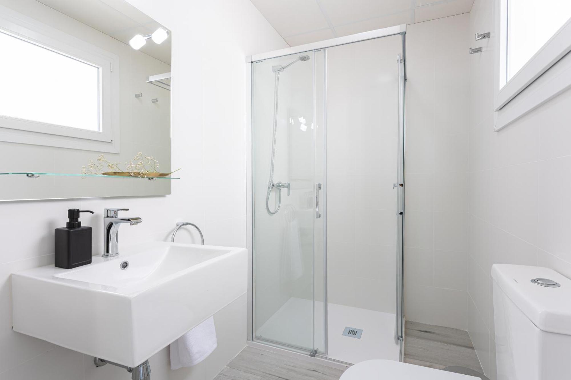 Apartamentos La Pelusa Malaga Ruang foto